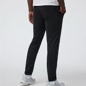 Vuori Men's Ponto Performance  Pant.   Heathered Black. Size S.